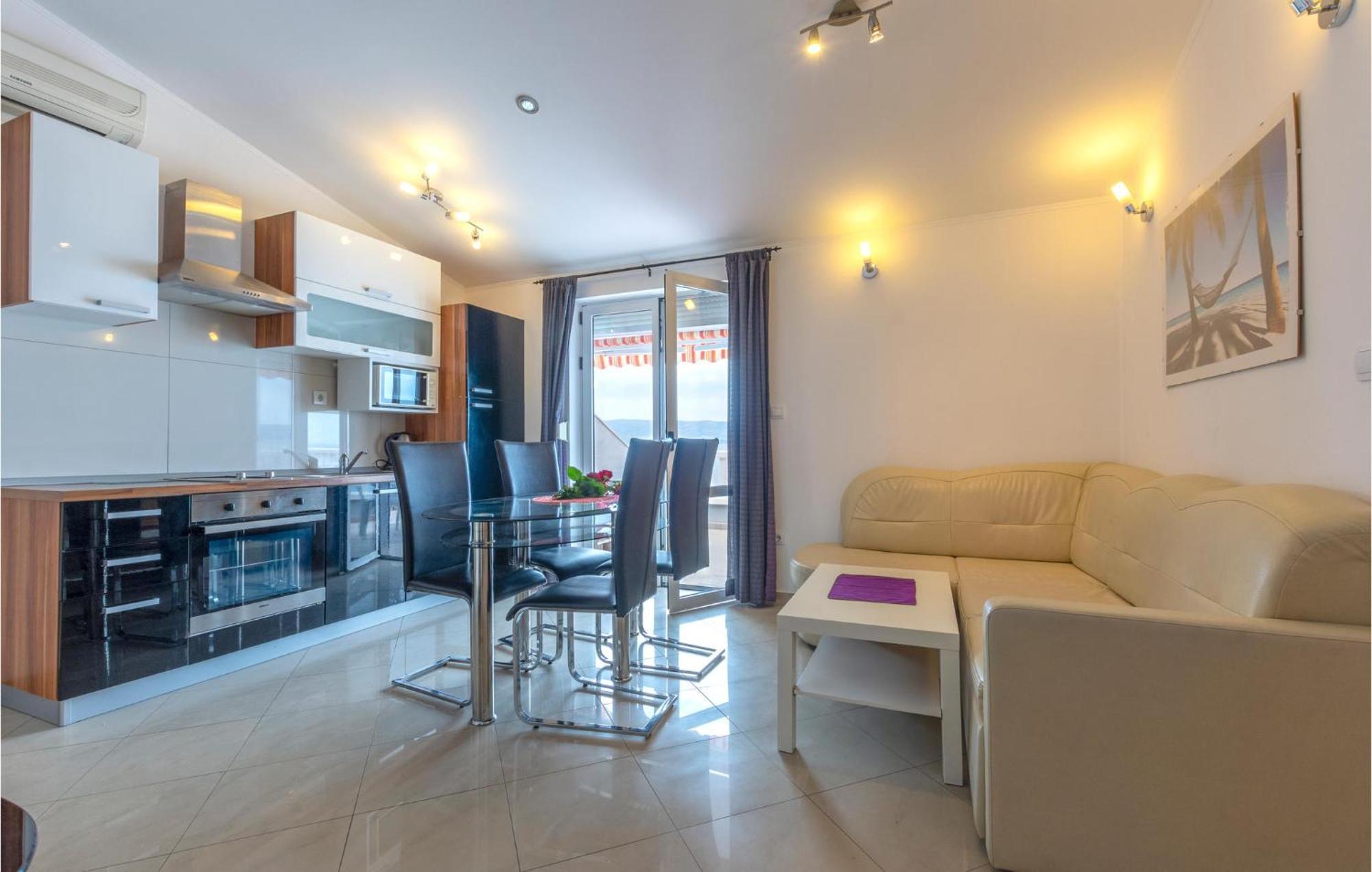 1 Bedroom Gorgeous Apartment In Jesenice Luaran gambar